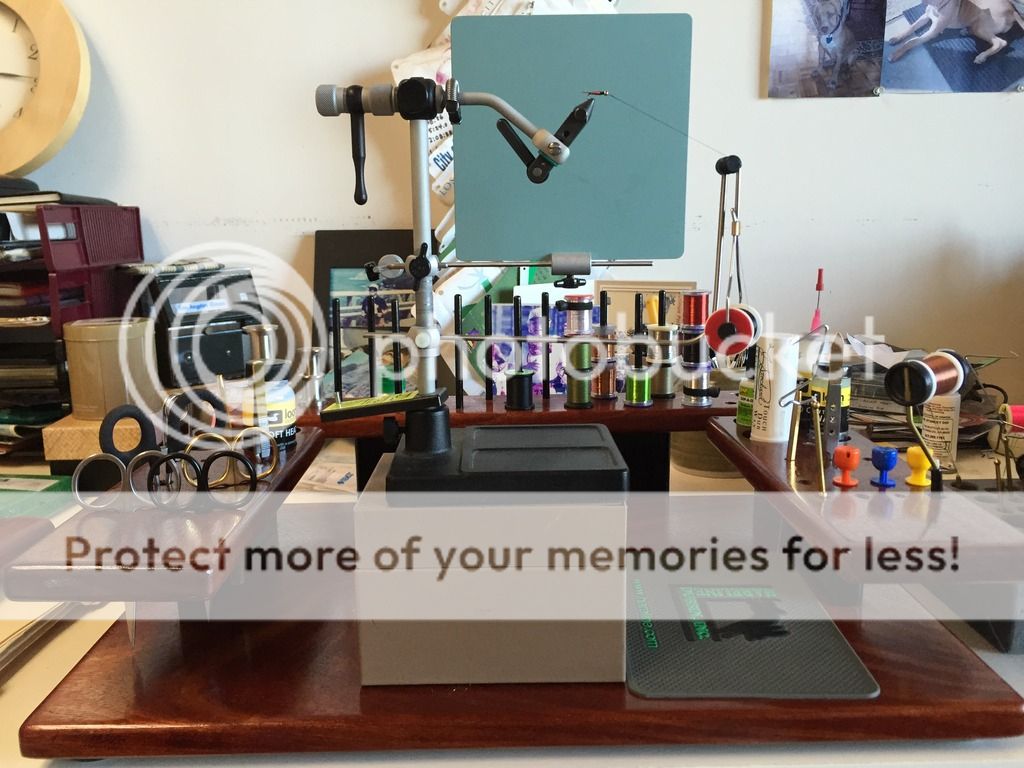 Fly Tying Station Bloodydecks